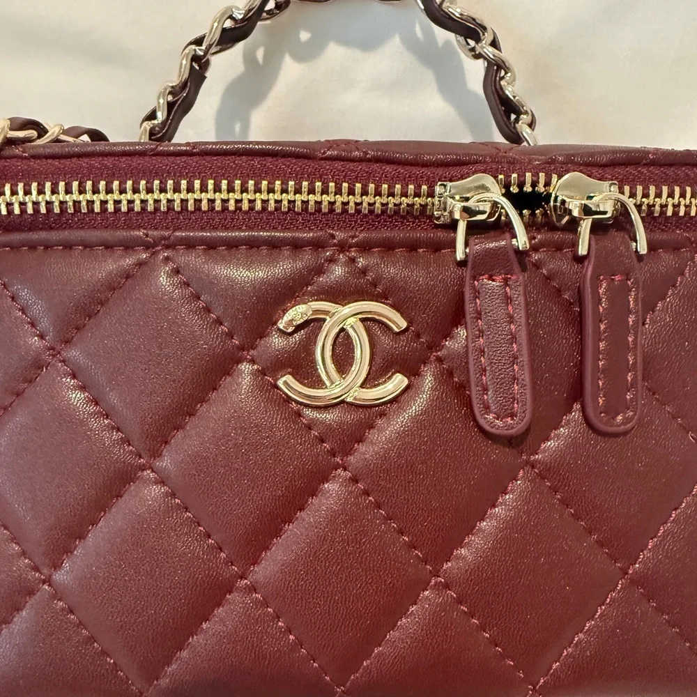 Dark Burgundy Leather Vanity Crossbody Bag - Picture 3 of 8